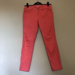 LOFT Coral Modern Skinny 8 Petite